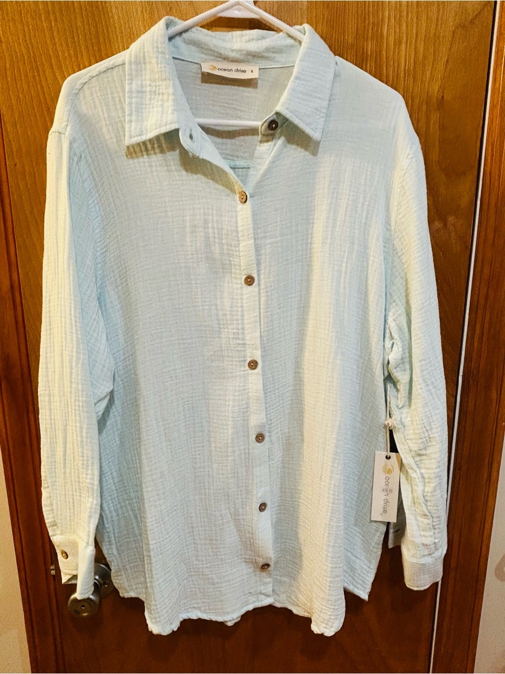 Ocean Drive Women's Size Large Light Blue Cotton Gauze Button Down Shirt NWT